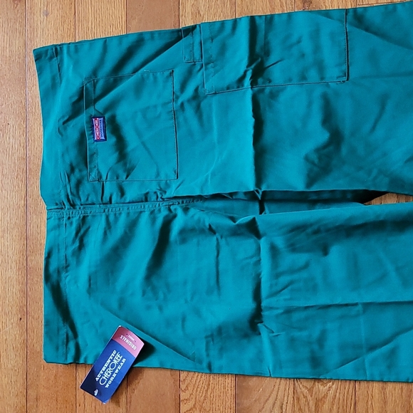 Scrub - Picture 6 of 10